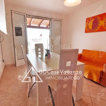 Gd Case - Casa Girasole Con Terrazza -